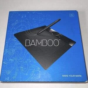 Pre-Owned Wacom Bamboo Make Your Mark Drawing Tablet Adapter Small MTE450 Black